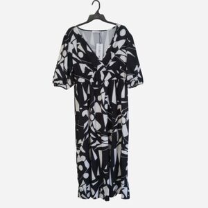 NWT Black and White Printed Surplice Balloon Sleeve Dress